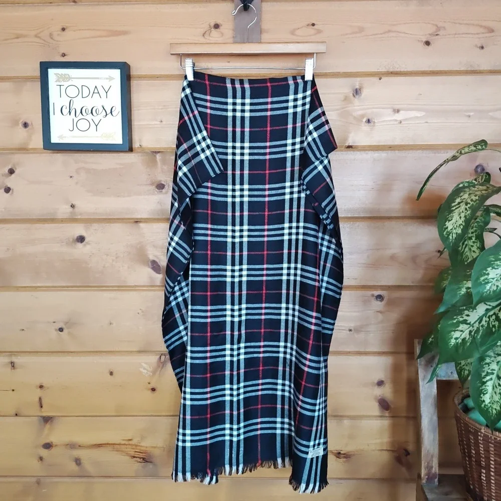 Burberry Nova Check Scarf Stole Muffler Black 100% Cashmere England Embroidered